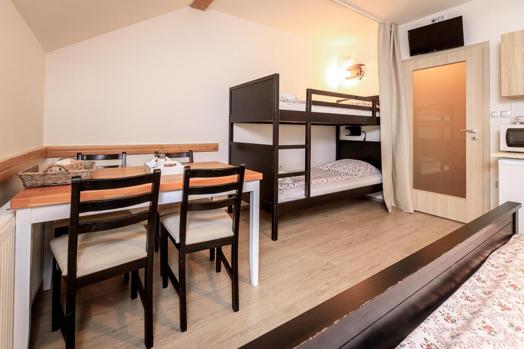 Apartmany Jozak Arnoltice u Decina Værelse billede